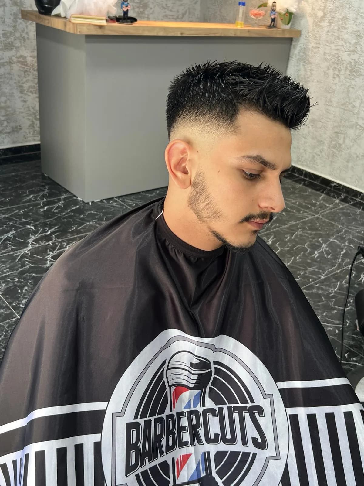 Barbercuts profesyonel saç kesim aşaması